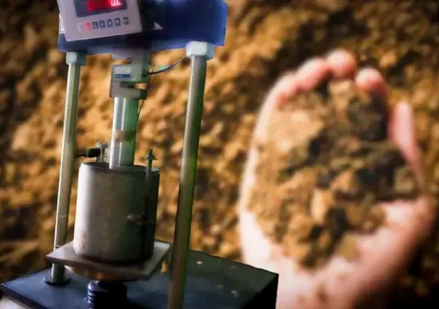 Laboratory CBR Testing for Pavement Design in Nashville