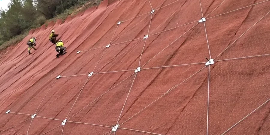Slope Stability Analysis in Nashville: Karst Terrain and Shale Slopes